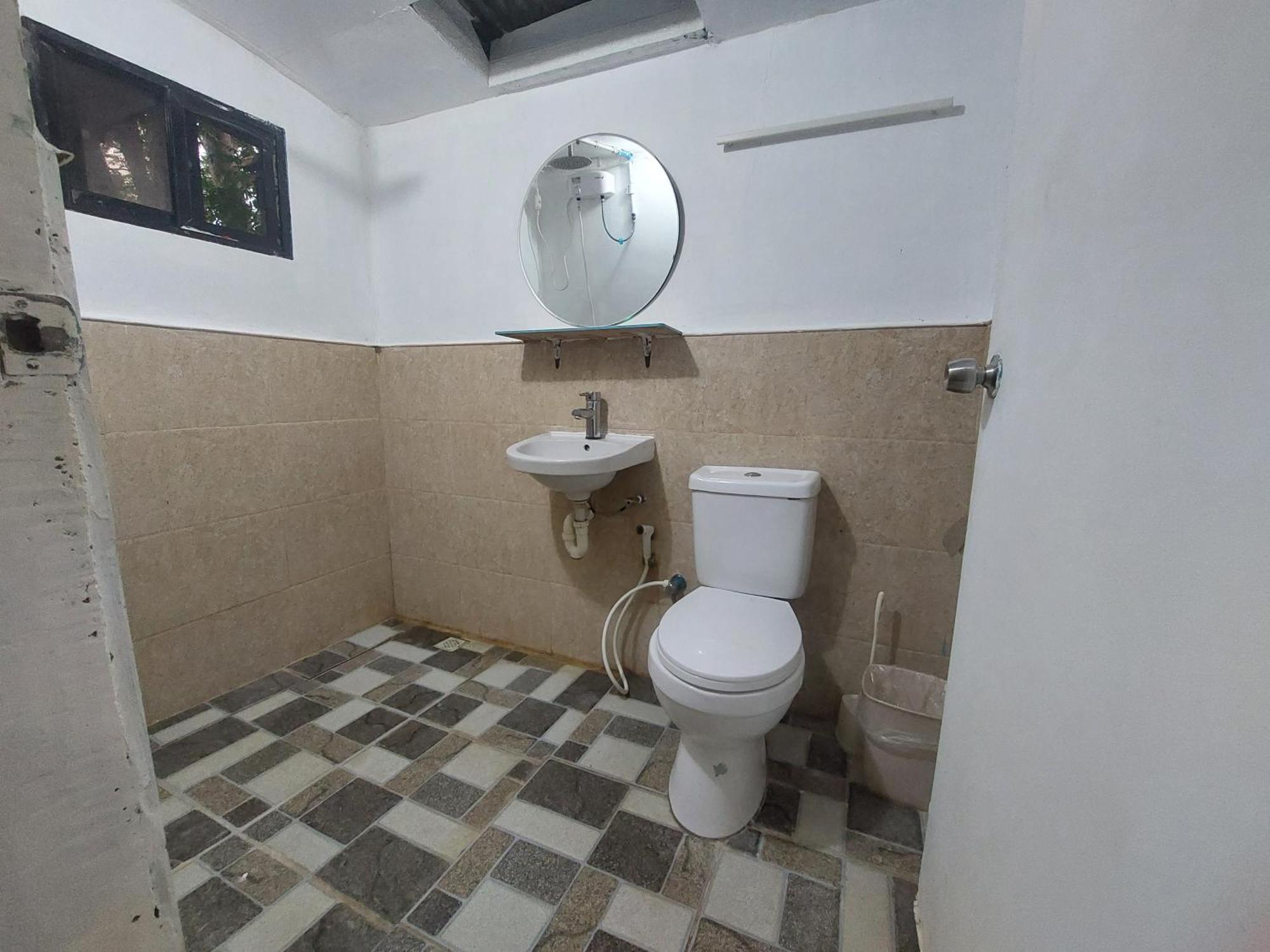 Larmar Bed And Breakfast Puerto Princesa Esterno foto