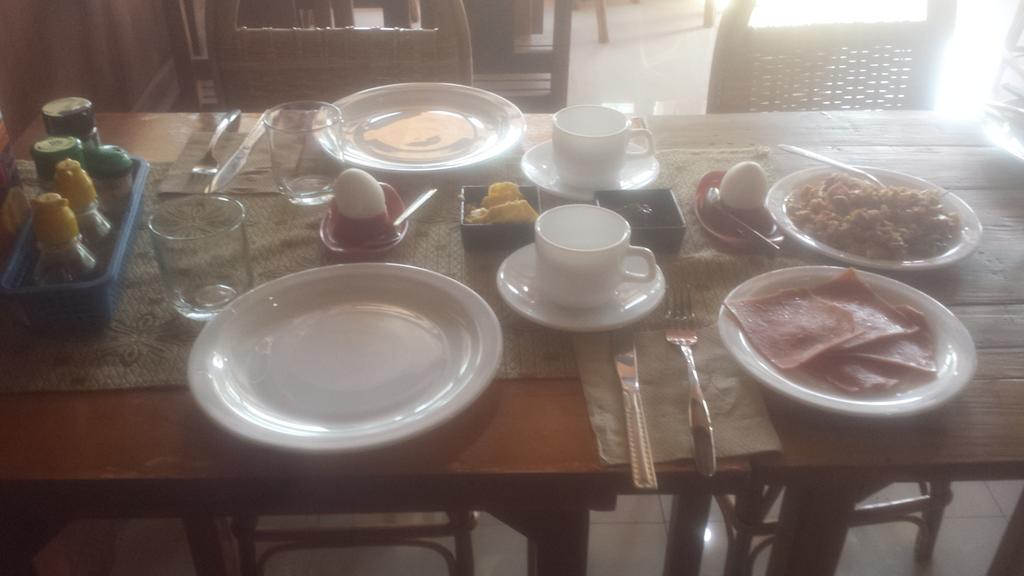 Larmar Bed And Breakfast Puerto Princesa Esterno foto