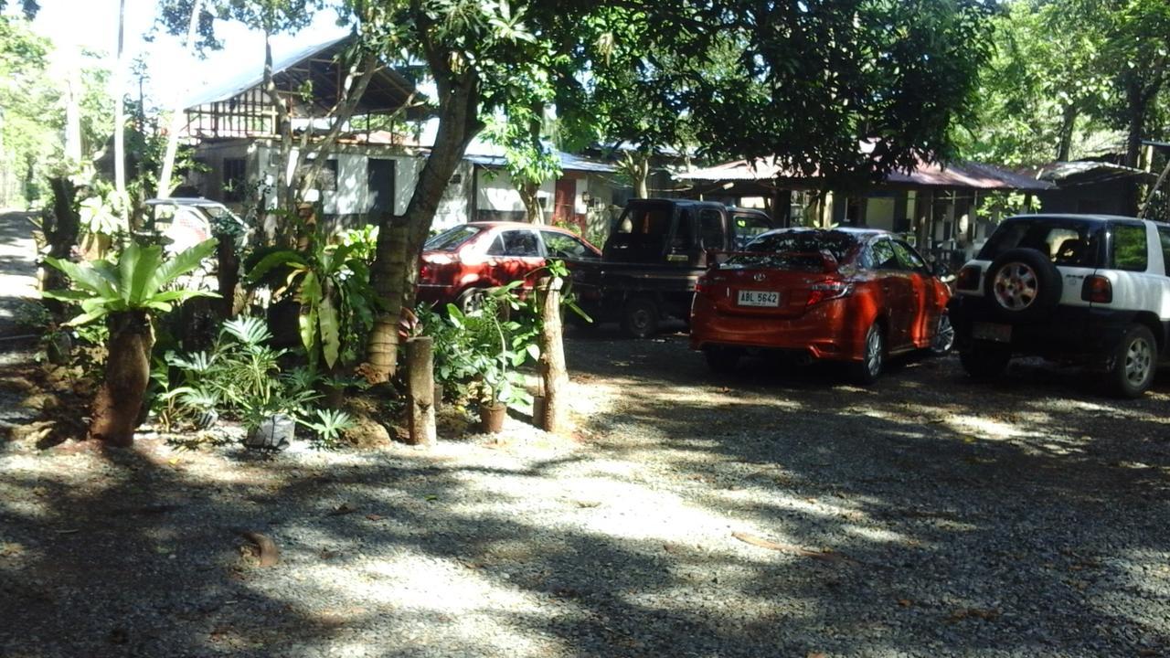 Larmar Bed And Breakfast Puerto Princesa Esterno foto