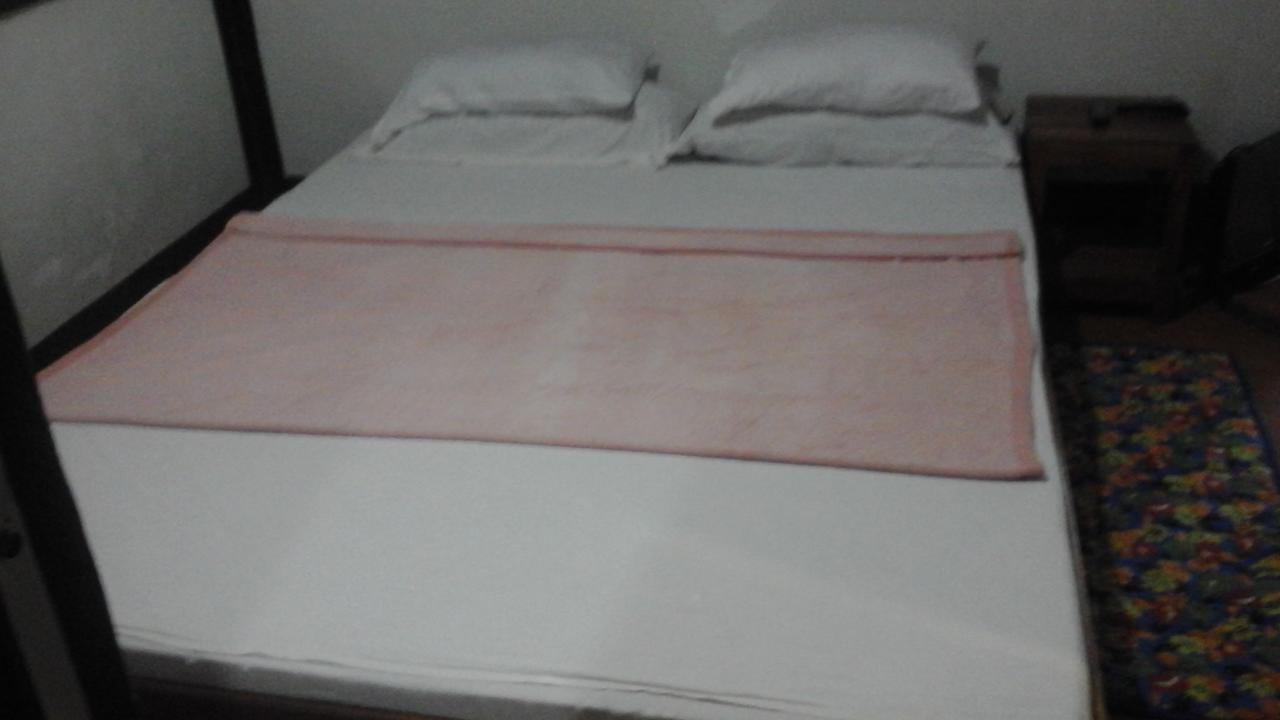 Larmar Bed And Breakfast Puerto Princesa Esterno foto